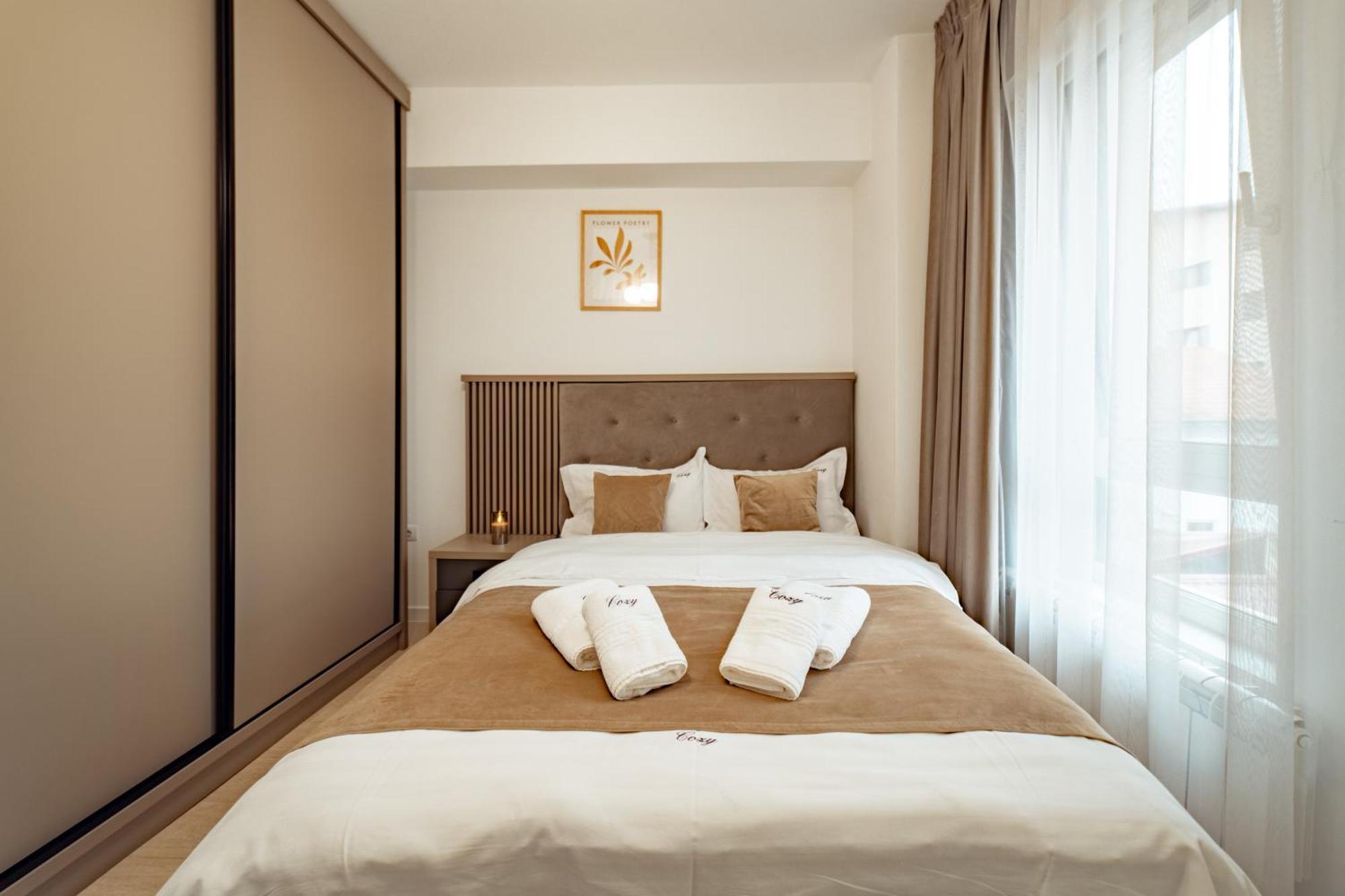 Cozy Aparthotel - Ultracentral Luxury Apartments Iasi Luaran gambar